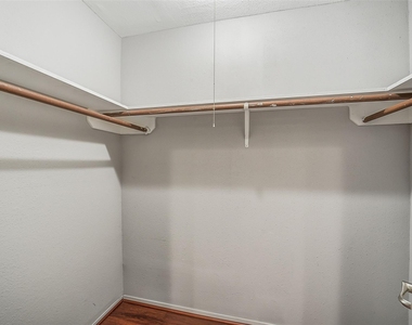 12980 Greenway Chase Court - Photo Thumbnail 11