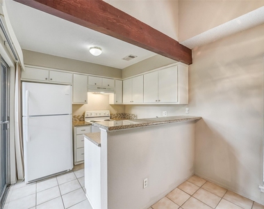 12980 Greenway Chase Court - Photo Thumbnail 2