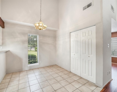 12980 Greenway Chase Court - Photo Thumbnail 6