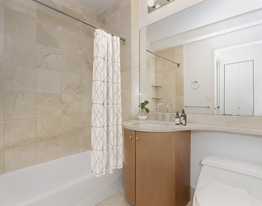 222 East 34th Street, Unit 1208 - Photo Thumbnail 6