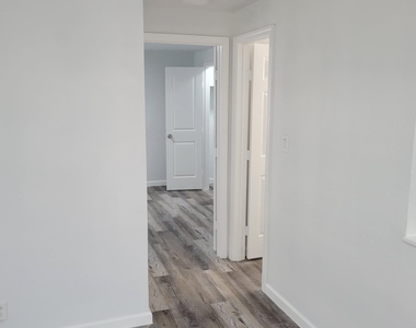 4525 Weaver Road - Photo Thumbnail 5