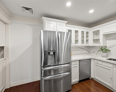 3711 San Felipe Street - Photo Thumbnail 14