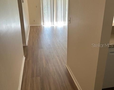 100 E Kentucky Avenue - Photo Thumbnail 5