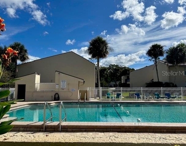 100 E Kentucky Avenue - Photo Thumbnail 2
