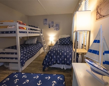 1571 S Atlantic Avenue - Photo Thumbnail 5