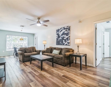 3800 Sw 20th Avenue - Photo Thumbnail 6
