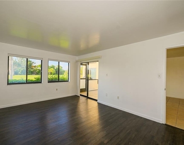 4625 Longwater Chase - Photo Thumbnail 10