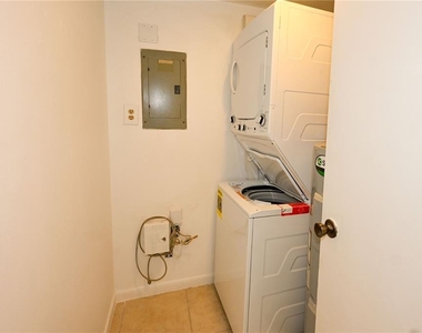 4625 Longwater Chase - Photo Thumbnail 17