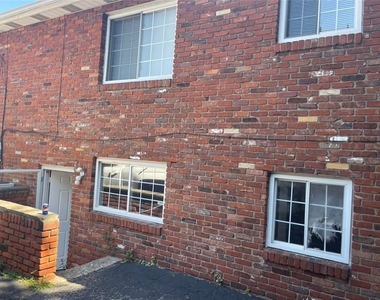 3506 Mayfair St - Photo Thumbnail 3