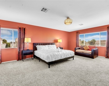 9677 Casper Peak Court - Photo Thumbnail 30