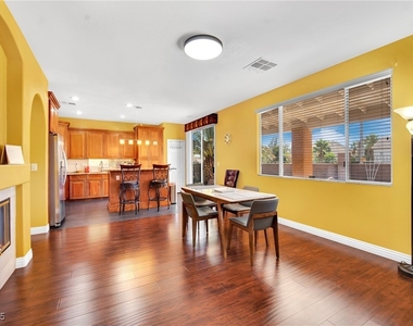 9677 Casper Peak Court - Photo Thumbnail 15