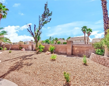 9677 Casper Peak Court - Photo Thumbnail 42
