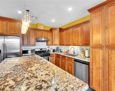 9677 Casper Peak Court - Photo Thumbnail 12