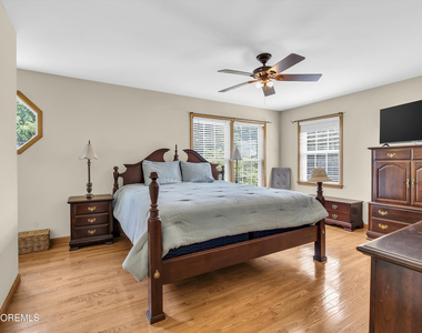143 Lake Avenue - Photo Thumbnail 9