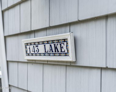 143 Lake Avenue - Photo Thumbnail 17