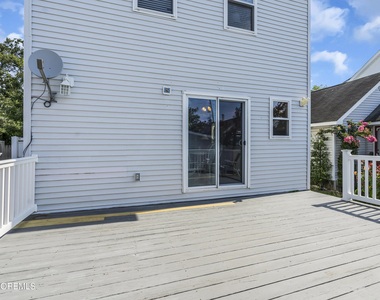 143 Lake Avenue - Photo Thumbnail 7