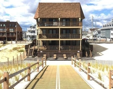 1926 Ocean Avenue - Photo Thumbnail 16