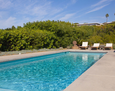 1409 Lachman Lane - Photo Thumbnail 2