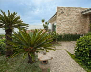 1409 Lachman Lane - Photo Thumbnail 11