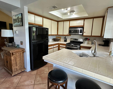 42275 Omar Place - Photo Thumbnail 7