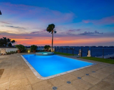 1 S 18th Avenue S - Photo Thumbnail 76
