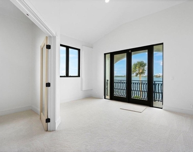 1 S 18th Avenue S - Photo Thumbnail 26