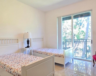 11790 Saint Andrews Place - Photo Thumbnail 27