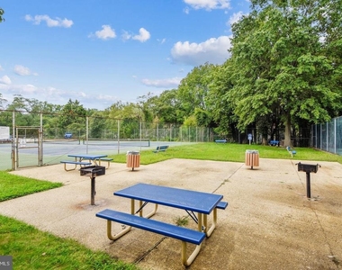 21 Silverwood Circle - Photo Thumbnail 1