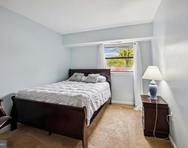 21 Silverwood Circle - Photo Thumbnail 11