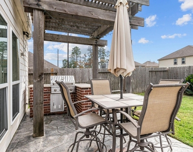 2702 Elm Crossing Trail - Photo Thumbnail 5