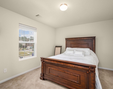 2702 Elm Crossing Trail - Photo Thumbnail 4