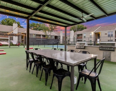 10751 Meadowglen Lane - Photo Thumbnail 3