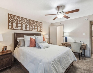 10751 Meadowglen Lane - Photo Thumbnail 10