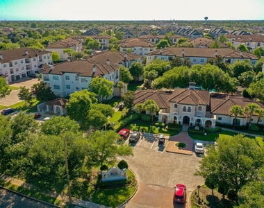 2840 Shadowbriar Drive - Photo Thumbnail 19
