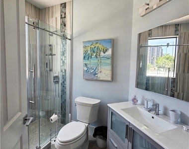 10620 Gulf Shore Drive - Photo Thumbnail 10