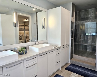 10620 Gulf Shore Drive - Photo Thumbnail 7