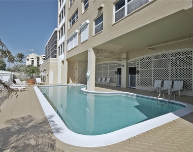 9577 Gulf Shore Drive - Photo Thumbnail 17