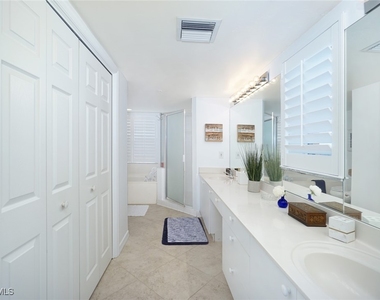 9577 Gulf Shore Drive - Photo Thumbnail 11