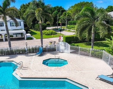 886 Sw Tanbark Drive - Photo Thumbnail 36