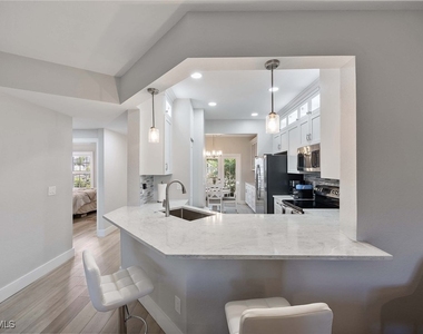 886 Sw Tanbark Drive - Photo Thumbnail 14