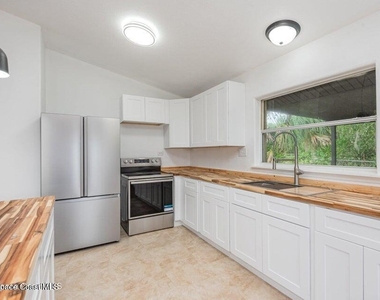 4085 Cypress Bend - Photo Thumbnail 10