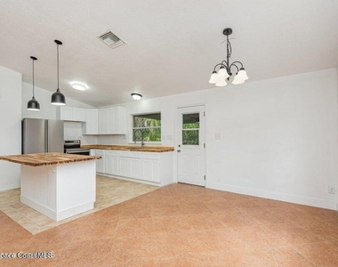 4085 Cypress Bend - Photo Thumbnail 5