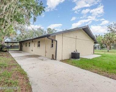 4085 Cypress Bend - Photo Thumbnail 21