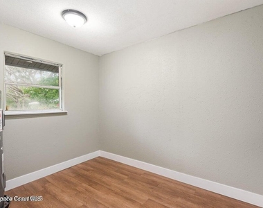 4085 Cypress Bend - Photo Thumbnail 20