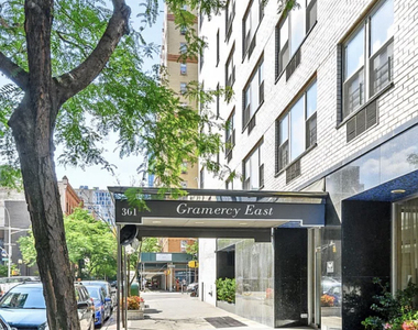 301 East 22nd Street, Unit 2v - Photo Thumbnail 13