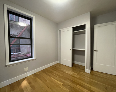 Riverside Drive and West 152nd Street - Photo Thumbnail 2