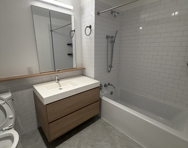 243 West 28th Street - Photo Thumbnail 5