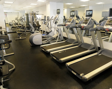 150 East 39th Street, Unit 1606 - Photo Thumbnail 7