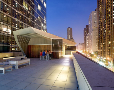 West 67th Street - Photo Thumbnail 7