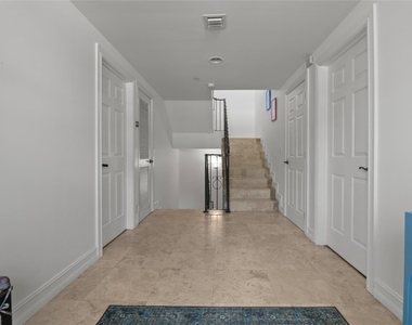 732 Ne 15th Avenue - Photo Thumbnail 30